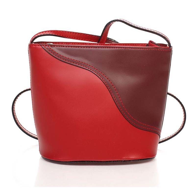 

Женская кожаная сумка Italian bags Красный