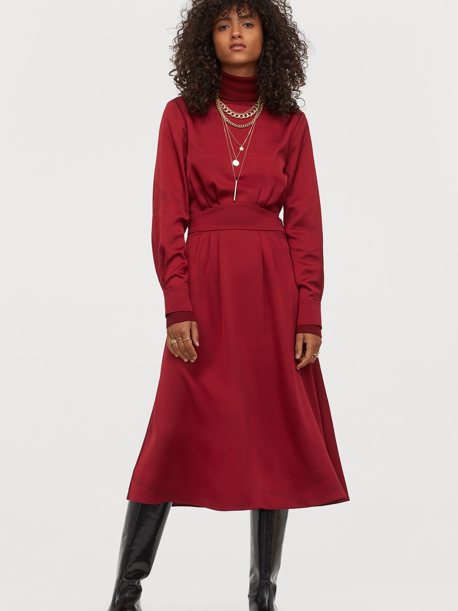 

Платье H&M Giuliva Heritage 9047522dm 38 Бордовое