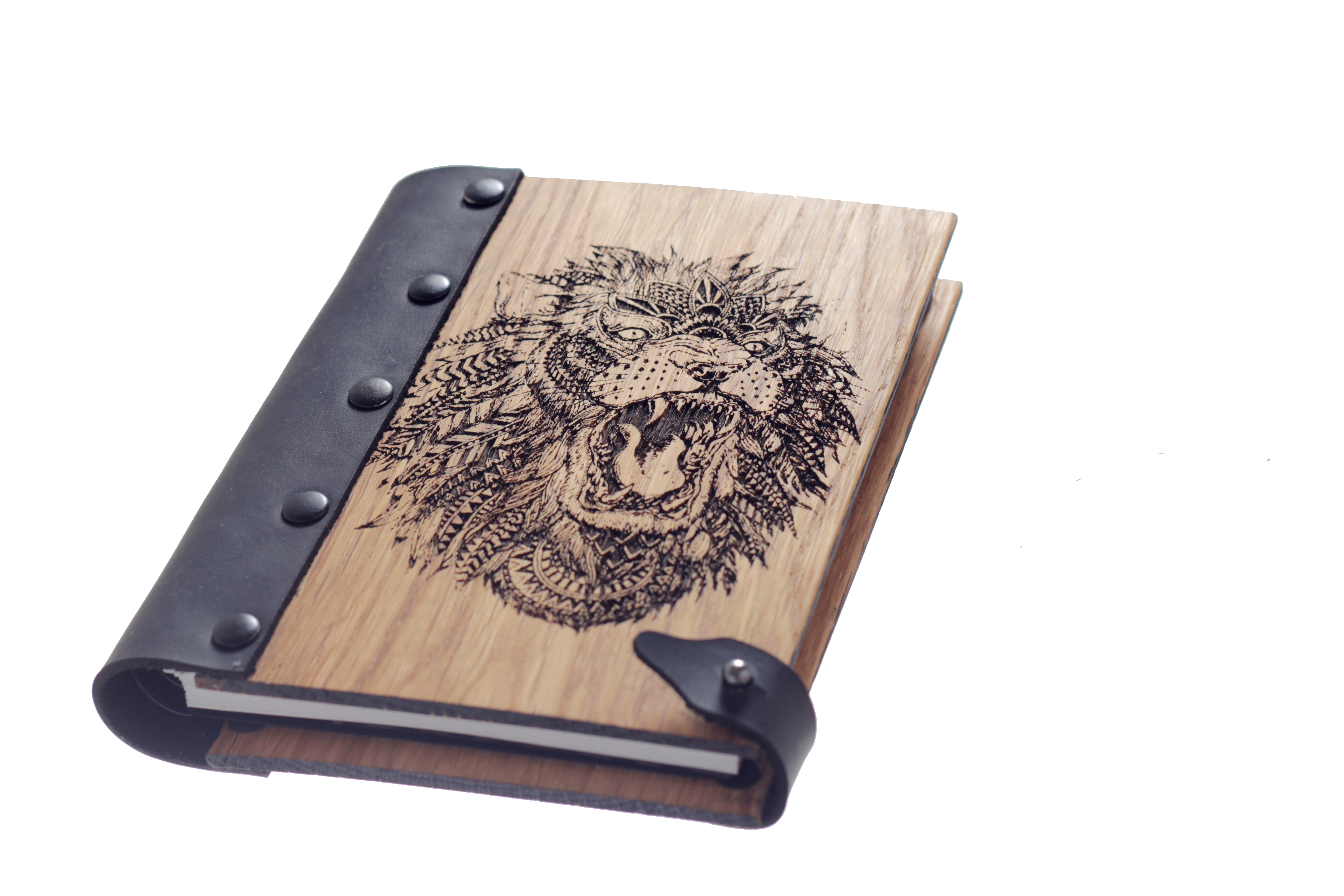 

Блокнот WOODEN NOTEBOOK Рычащий лев Деревянная обложка А6 в точку 80 листов (WN0075)