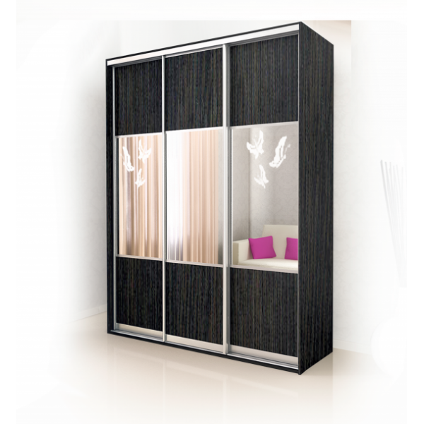 

Трехдверный шкаф купе в гостиную фасад ДСП + зеркало 240х60 см Modern