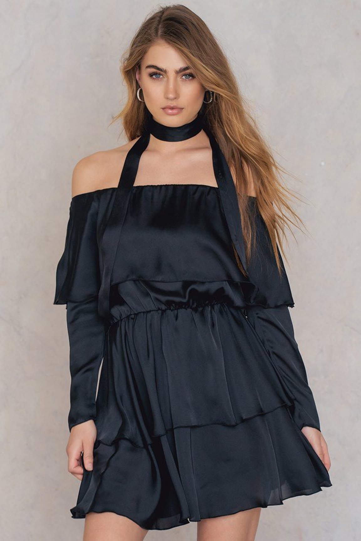 

Платье off shoulder NA-KD K180418-35  Черный, Платье off shoulder NA-KD K180418-35 L Черный