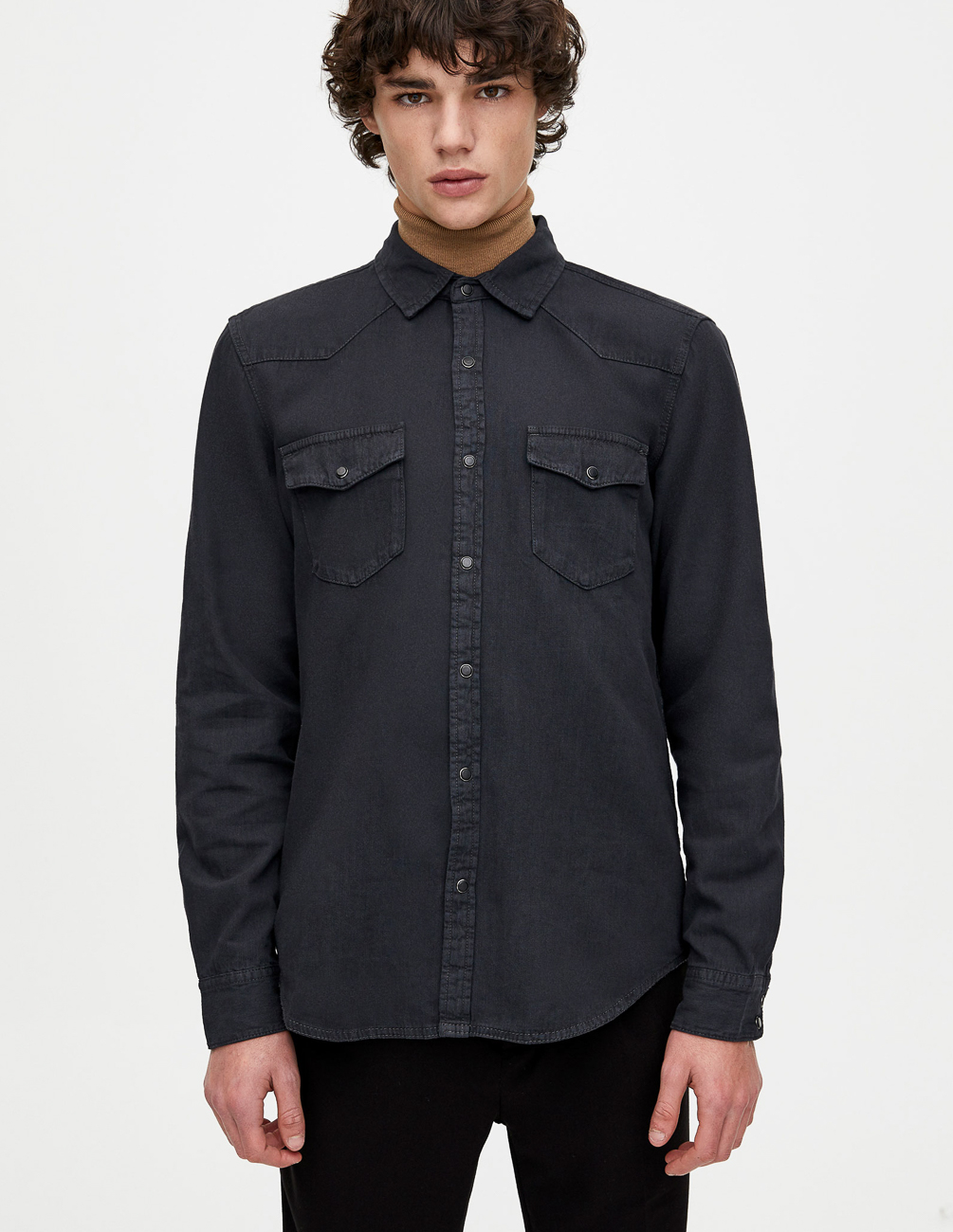 

Рубашка д/р PULL & BEAR М0105698 (5470/511/800) цвет темно-серый S