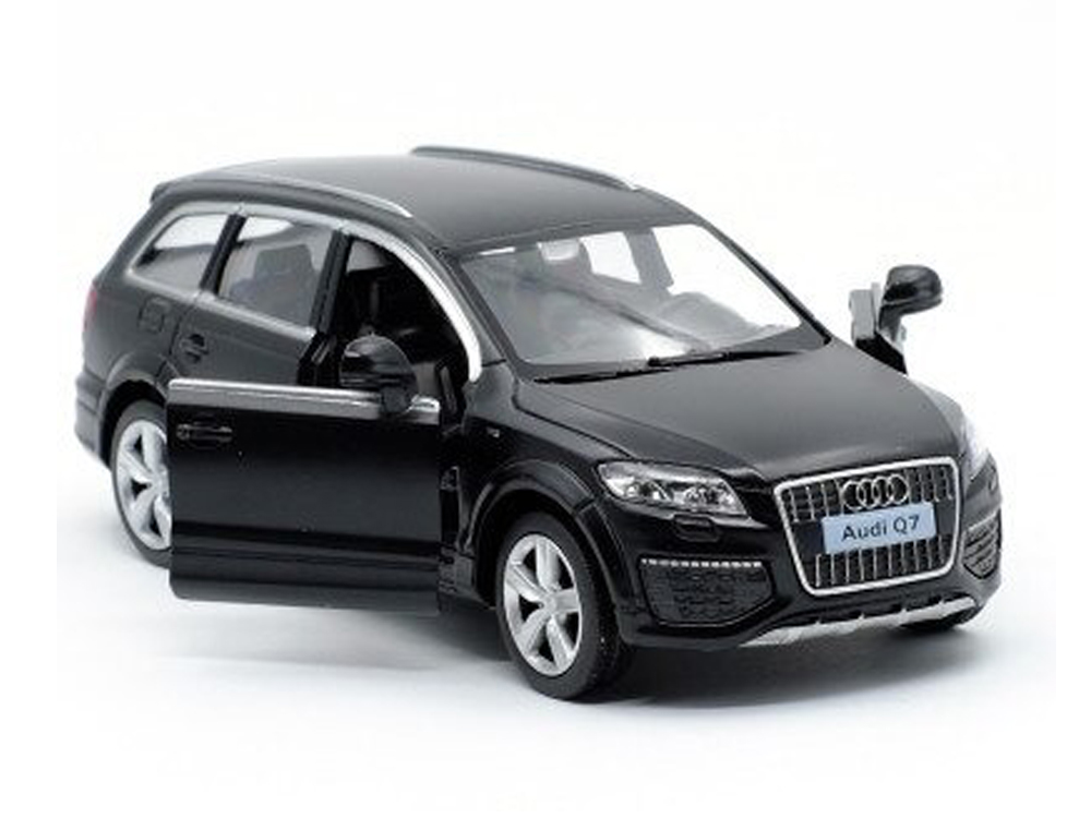 

Модель автомобиля BauTech 1:36 металлическая Audi Q7 Черный (1008-514-14)