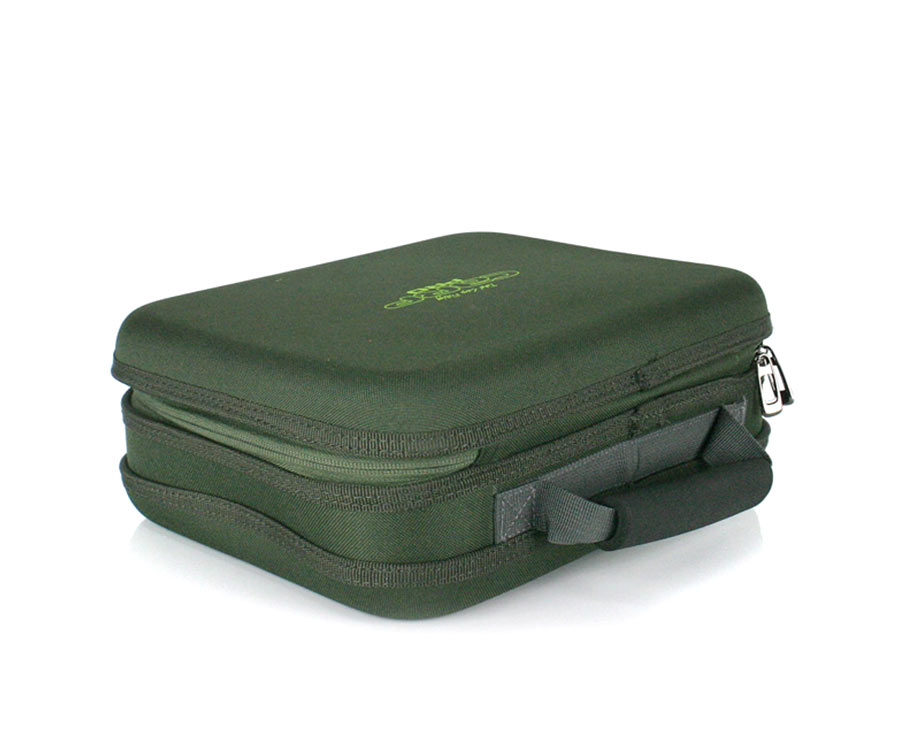 

Сумка Carp Pro карповая+3 коробки+9 банок+поводочница Carp Pro (арт.3838CPL60800)