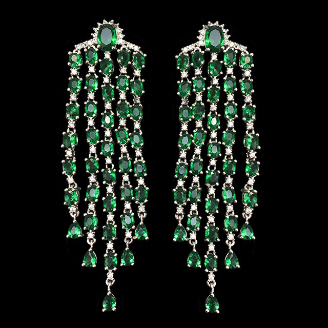 

Женские серьги Киприда DiaDemaGrand Серебряный с зеленым камнем (041883-15-7)