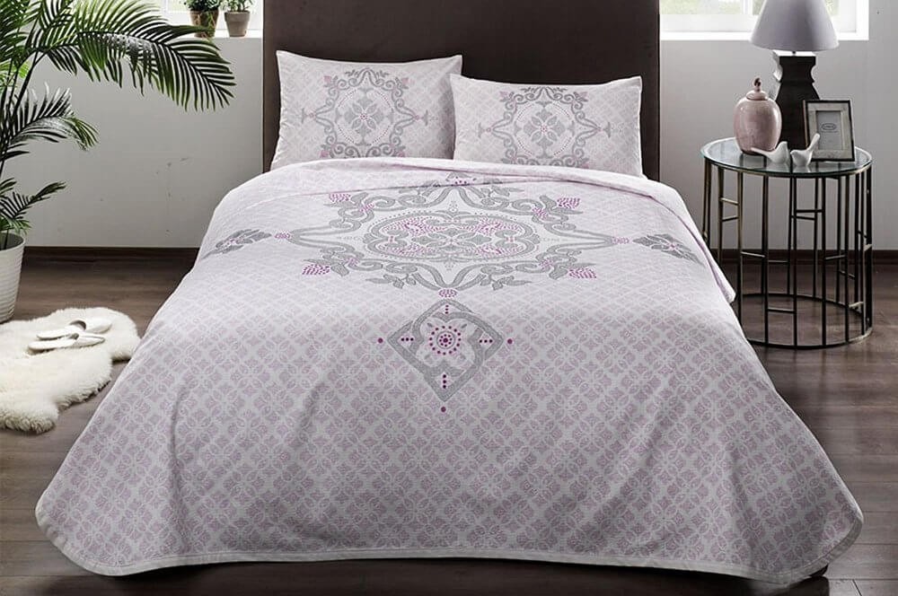 

Летний набор с пике TAC Elegance Lilac евро: простынь на резинке