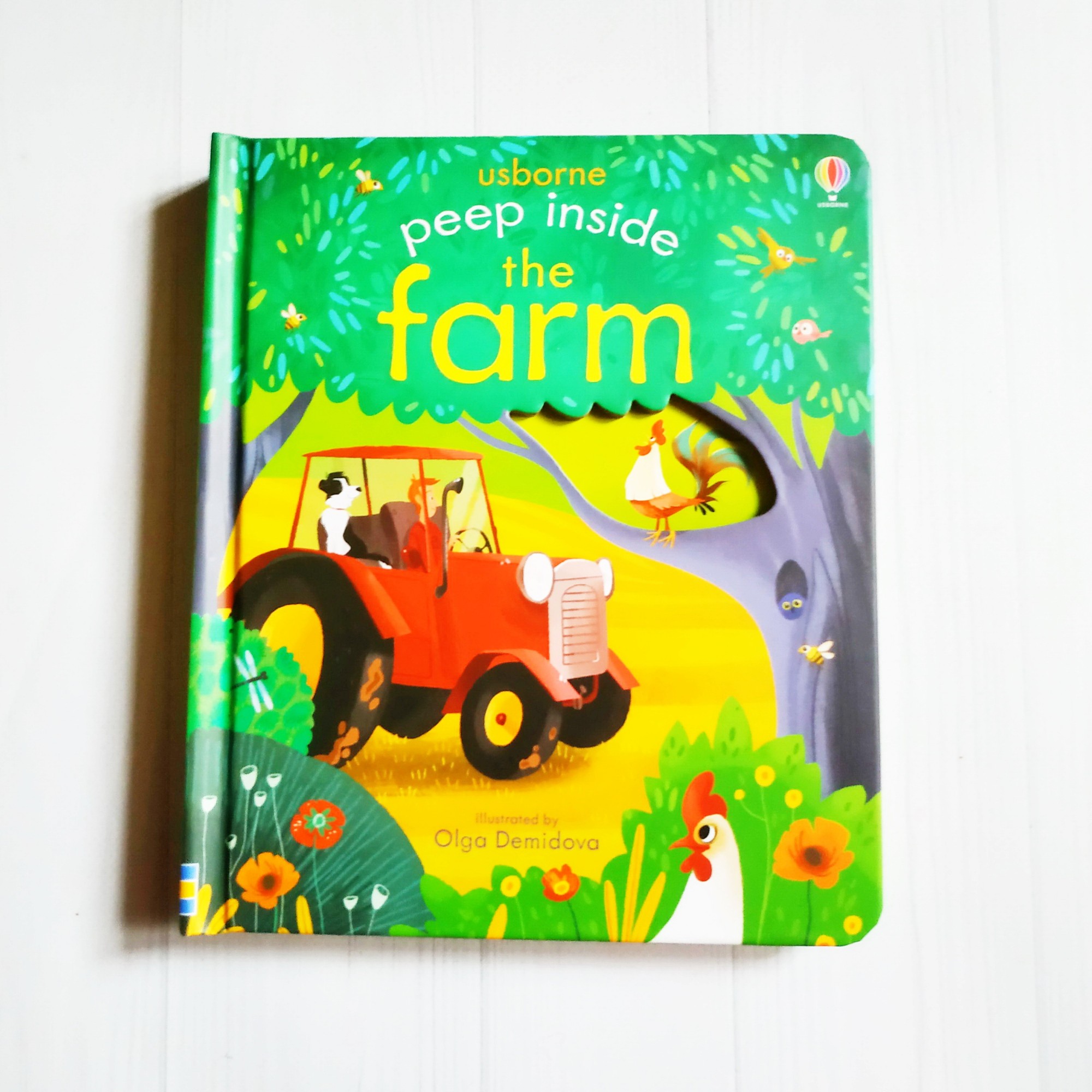 

Книга на английском с окошками Usborne. Peep inside. The Farm