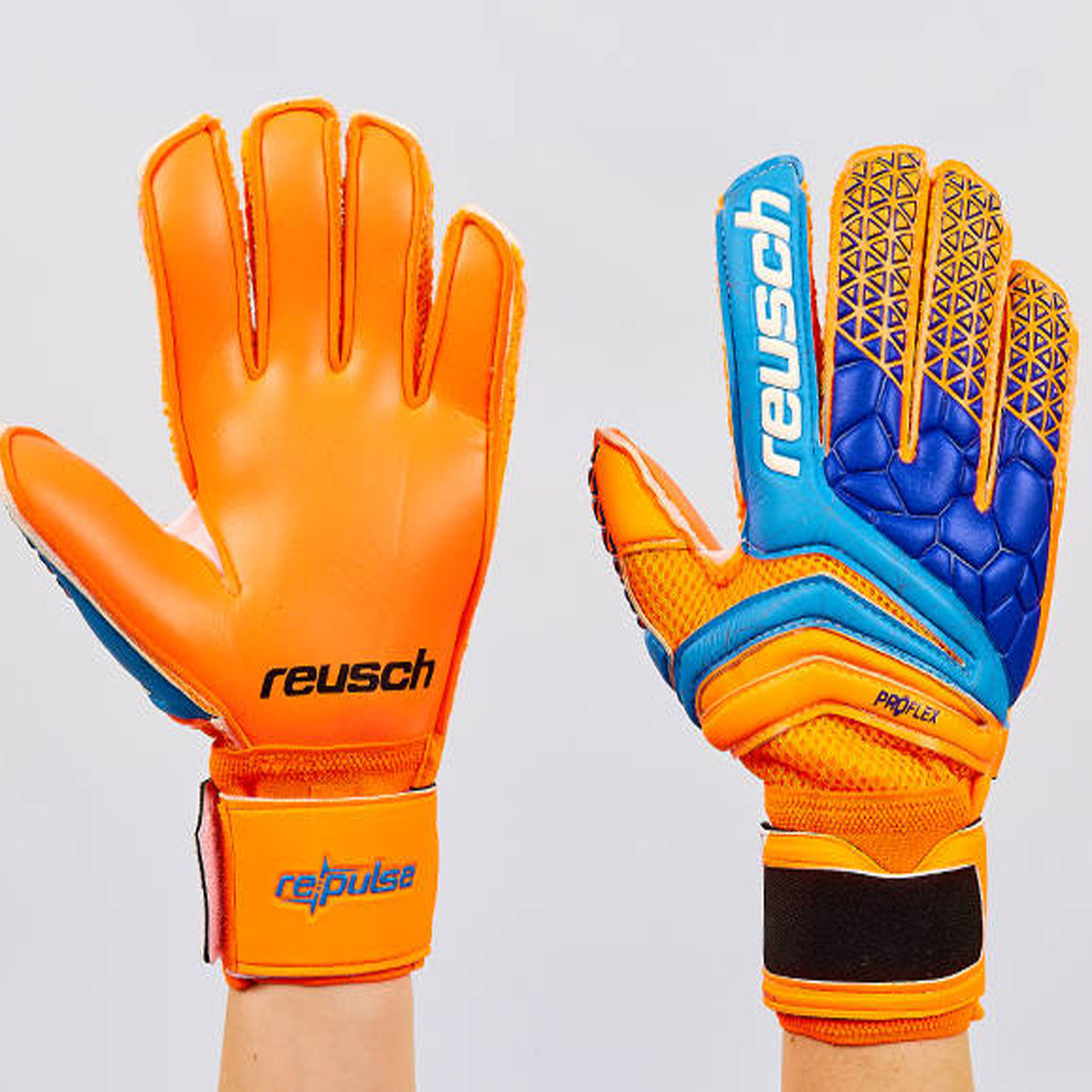 

Перчатки вратарские REUSCH Размер 9 FB-915-1