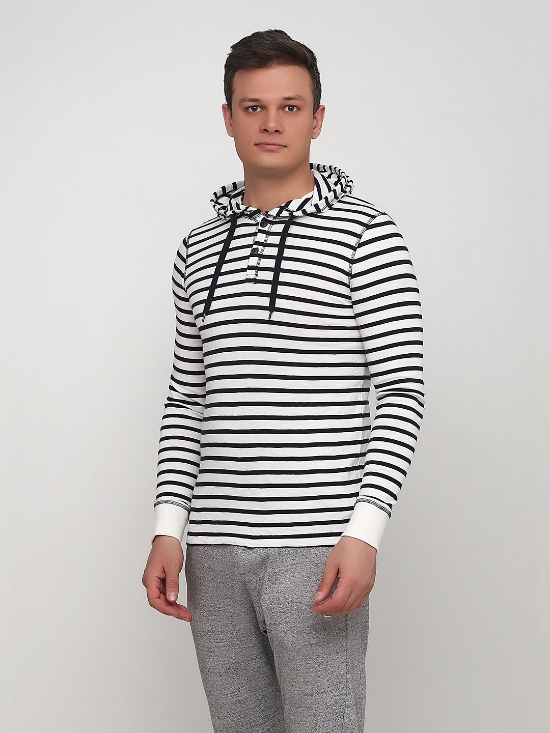

Худи H&M 187652012 M Белое