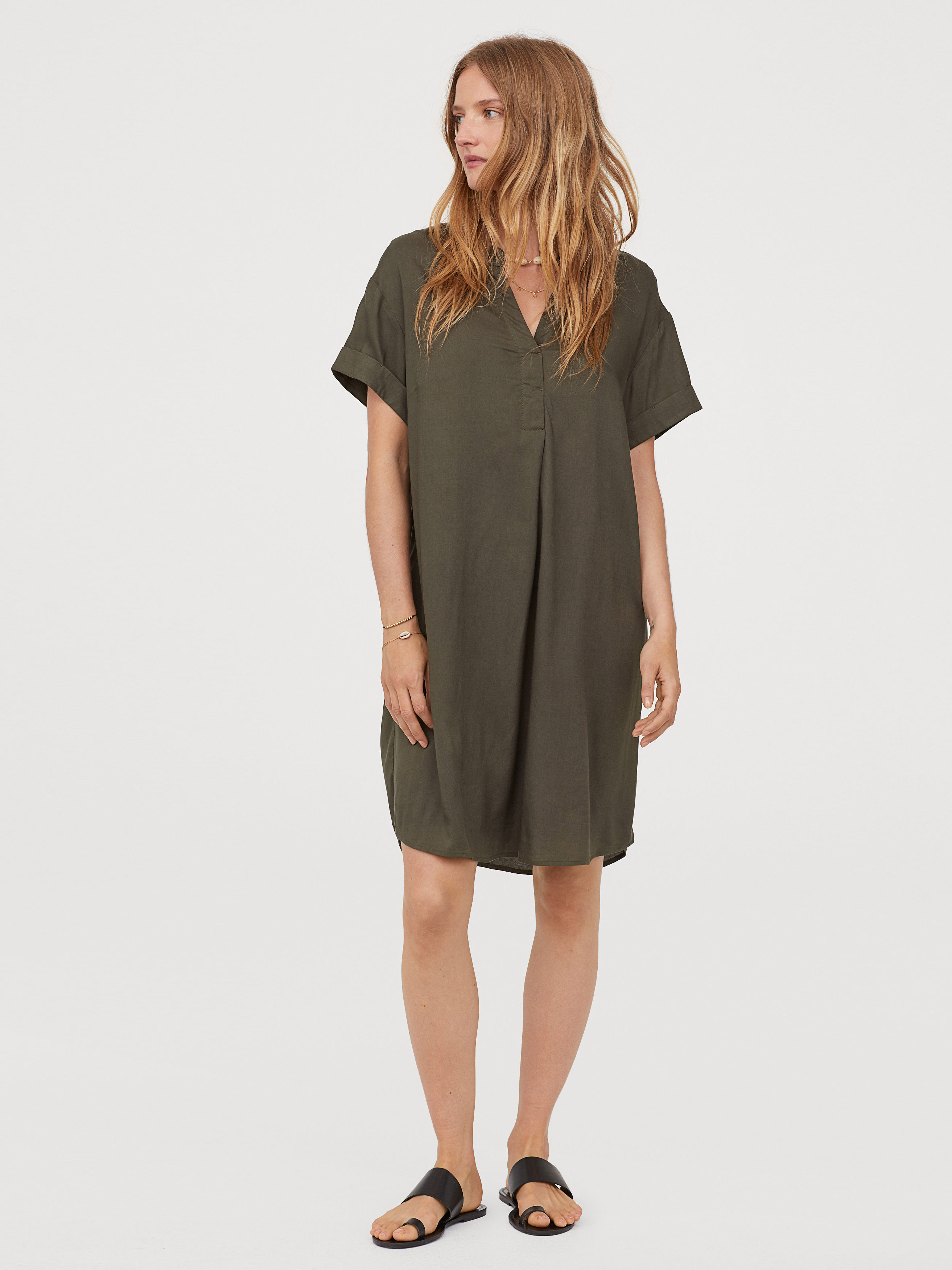 

Платье H&M KK7454759 36 Темно-зеленое