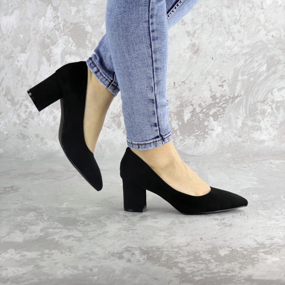 

Туфли женские Fashion Waylon 2440 37 размер 24 см Черный