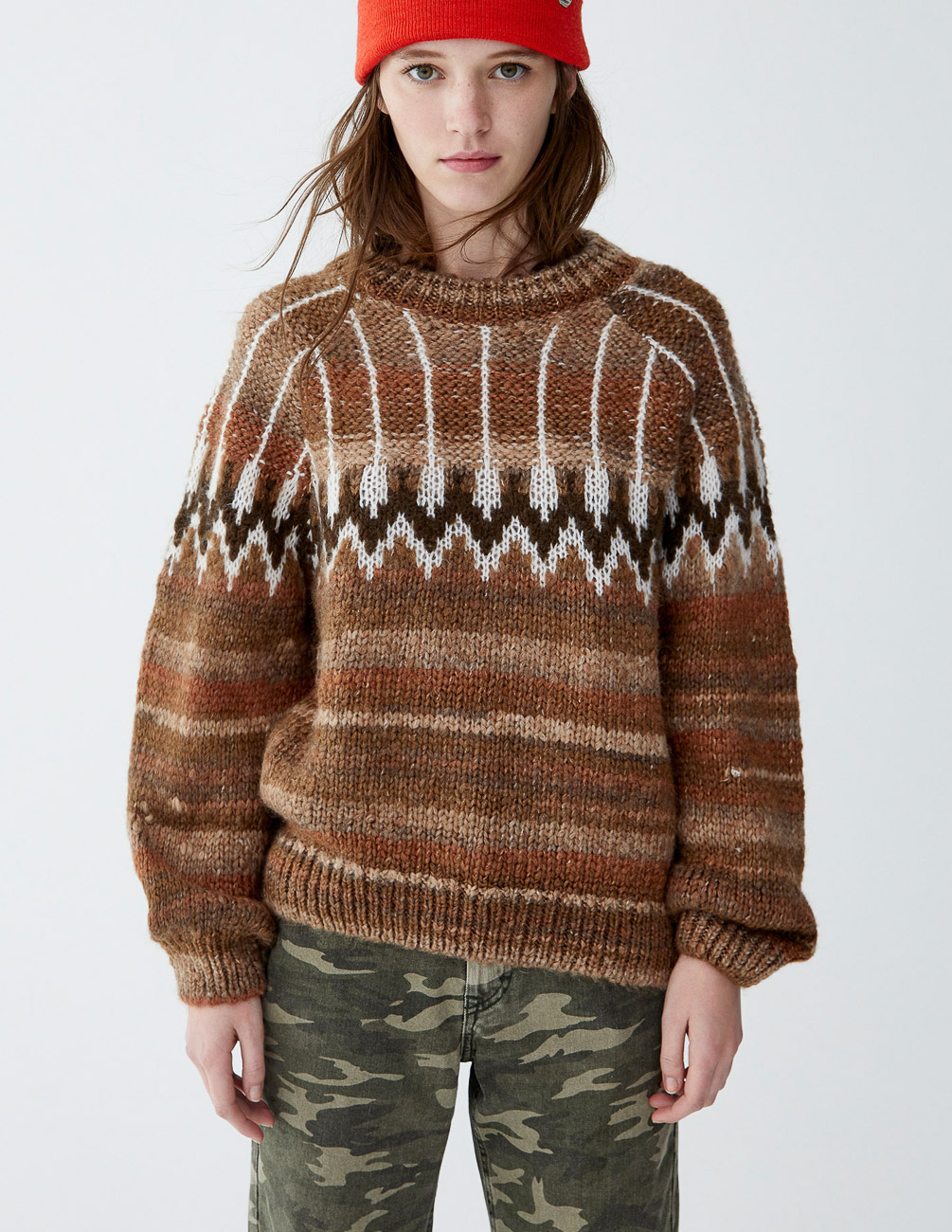 

Свитер PULL & BEAR Ж1052560 (9559/359/700) цвет коричневый-белый L