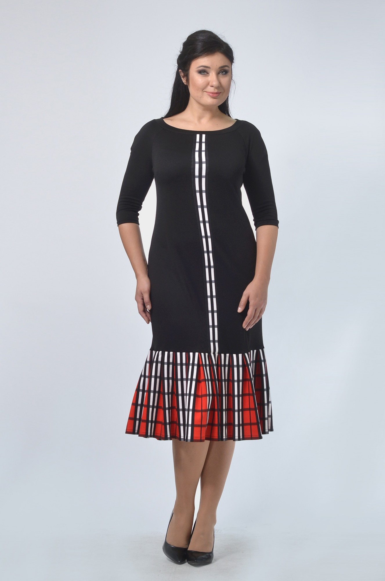 

Женские платье Alika Kruss, Тари черный + черная клетка на красном 2XL