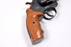 Револьвер під патрон Флобера Safari RF-461 cal. 4 мм букова рукоятка, BLACK CERAKOTE - зображення 3