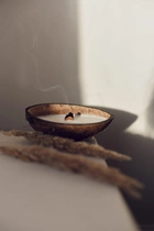 Ароматическая свеча Tvoj svet соевая в скорлупе кокоса с добавлением натуральных эфирных масел Мята - изображение 5