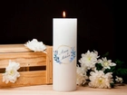 Цилиндрическая свеча Didiart для романтического вечера именной цветной рисунок белая 7x20 см Didiart - изображение 1