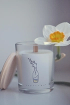 Ароматная свеча Украинская Your Bella Decora „Запалимо?“ с деревянным фитилем. - изображение 1