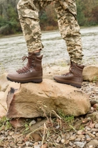 Берцы военные для мокрой погоды. Мужские тактические лёгкие боевые ботинки ALTBERG WARRIOR AQUA 37 коричневые - изображение 9
