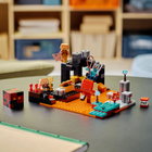 Конструктор LEGO Minecraft Бастіон підземного світу 300 деталей (21185) - зображення 4