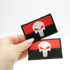 Шеврон Punisher (Каратель) на красно-черном флаге 8см*5см, шеврон флаг УПА с черепом, тактический шеврон ВСУ - изображение 3