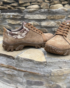 Берцы ботинки тактическая обувь кроссовки облегченные натуральная гидрофобная кожа усиленная пятка и носок Койот 47 - изображение 4