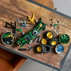 Zestaw klocków LEGO Technic Ciągnik zrywkowy John Deere 948L-II 1492 elementy (42157) - obraz 4