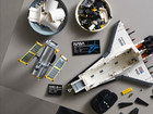 Zestaw klocków LEGO Creator Expert Wahadłowiec Discovery NASA 2354 elementy (10283) - obraz 3