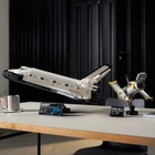 Zestaw klocków LEGO Creator Expert Wahadłowiec Discovery NASA 2354 elementy (10283) - obraz 10