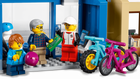 Конструктор LEGO City Торгова вулиця 533 деталі (60306) - зображення 10