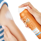 Сонцезахисний аерозоль Vichy Idéal Soleil Anti-Sand Mist SPF 50+ Антипісок для дітей 200 мл (3337875558037) - зображення 3