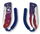 Нож Victorinox Evoke Alox 136 мм 5 функций темляк Рифленный сине-красний градиент (0.9415.D221) - изображение 5