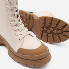 Жіночі черевики високі Cropp 1084M-08X 39 25 см Бежеві (5904426470353) - зображення 4