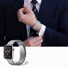 Pasek Spigen Modern Fit Band 062MP25404 do Apple Watch Series 1/2/3/4/5/6/7/8/9/SE/SE2/Ultra 42-49 mm Srebrny (8809613768831) - obraz 9