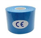 Кінезіо тейп (кінезіологічний тейп) Kinesiology Tape в коробці 5см х 5м голубий - зображення 2