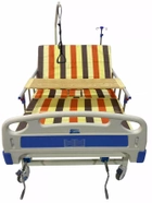Медичне ліжко MED1 4 секційне з туалетом особливо широке (MED1-C15 широке) - зображення 3