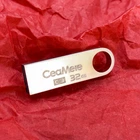 Флеш-память USB CeaMere C3 32 GB Серебрянная