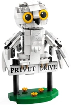 Zestaw klocków Lego Harry Potter Hedwiga na Privet Drive 4 337 elementów (76425) - obraz 3