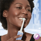 Szczoteczka elektryczna Oral-B Vitality Pro Vapor Blue (4210201446491) - obraz 6
