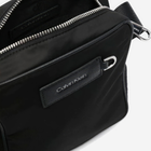 Сумка планшет через плече чоловіча Calvin Klein CKRK50K510037BAX Чорна (8719856940089) - зображення 3