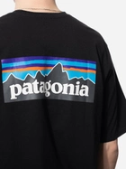 Koszulka męska długa Patagonia P-6 Logo Responsibili-Tee "Black" 38504-BLK S Czarna (192964185180) - obraz 4