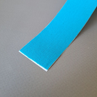 Кінезіо тейп стрічка для тейпування спини шиї тіла 3,8 см х 5 м Kinesio tape блакитний АН553 - зображення 3