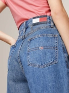 Szorty jeansowe damskie Tommy Jeans DW0DW17646-1A5 30/NI Niebieski (8720646698240) - obraz 4
