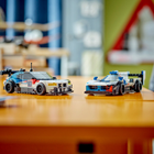 Zestaw klocków Lego Speed Champions Samochody wyścigowe BMW M4 GT3 i BMW M Hybrid V8 676 elementów (76922) - obraz 9