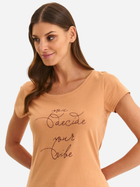 Koszulka damska z nadrukiem Top Secret SPO6062BE 38 Karmelowa (5903411521018) - obraz 4