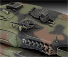 Prefabrykowany model repliki Revell Czołg Leopard 2 A6M+ poziom 5 skala 1:35 (4009803033426) - obraz 5