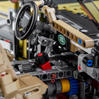 Zestaw konstrukcyjny LEGO TECHNIC Land Rover Defender 2573 elementy (42110) - obraz 9