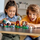 Конструктор LEGO Minecraft Лігво розбійників 303 деталі (21159) (5702016618266) - зображення 3