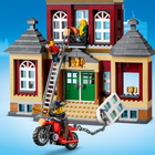 Конструктор LEGO City Міська площа 1517 деталей (60271) (5702016669039) - зображення 4