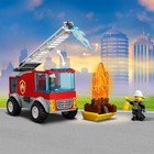 Zestaw konstrukcyjny LEGO City Wóz strażacki z drabiną 88 elementów (60280) - obraz 6