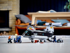 Zestaw klocków Lego Marvel Avengers Czarna Wdowa i pościg helikopterem 271 elementów (76162) - obraz 10